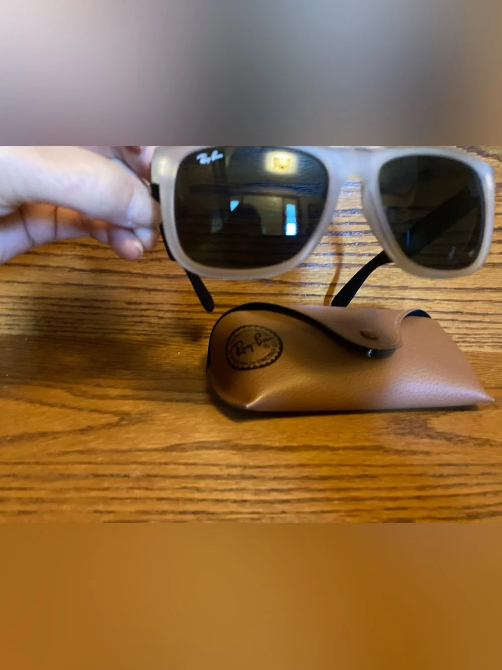 Ray Bans RB4165 Justin 6512/87 Gray/Black Lightly Used
